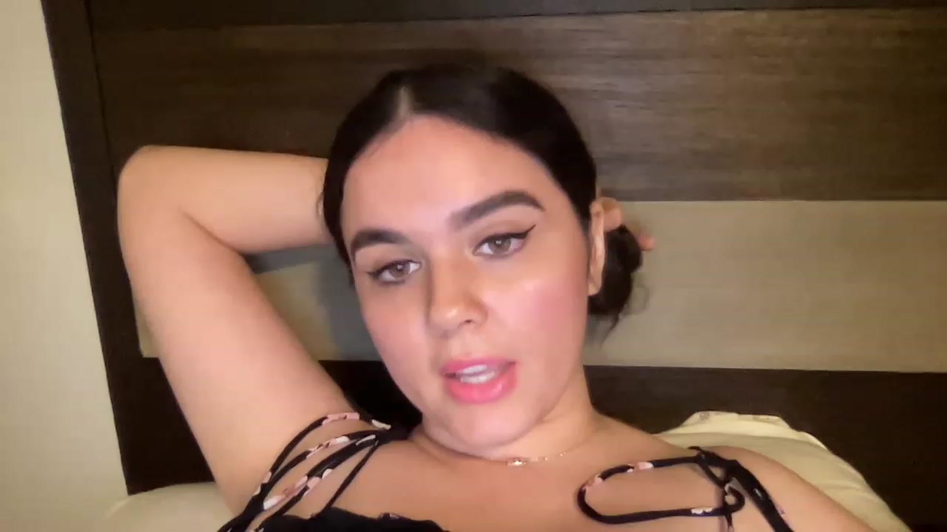Gallery image thumbnail from Giaislovely's myfreecams stream on, 06/14/2023, 05:49 image 9 of 20