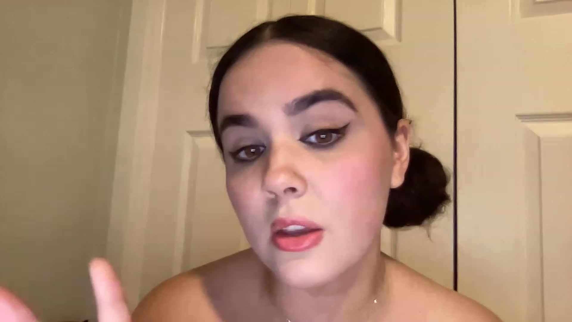 Gallery image thumbnail from Giaislovely's myfreecams stream on, 06/17/2023, 06:26 image 19 of 20
