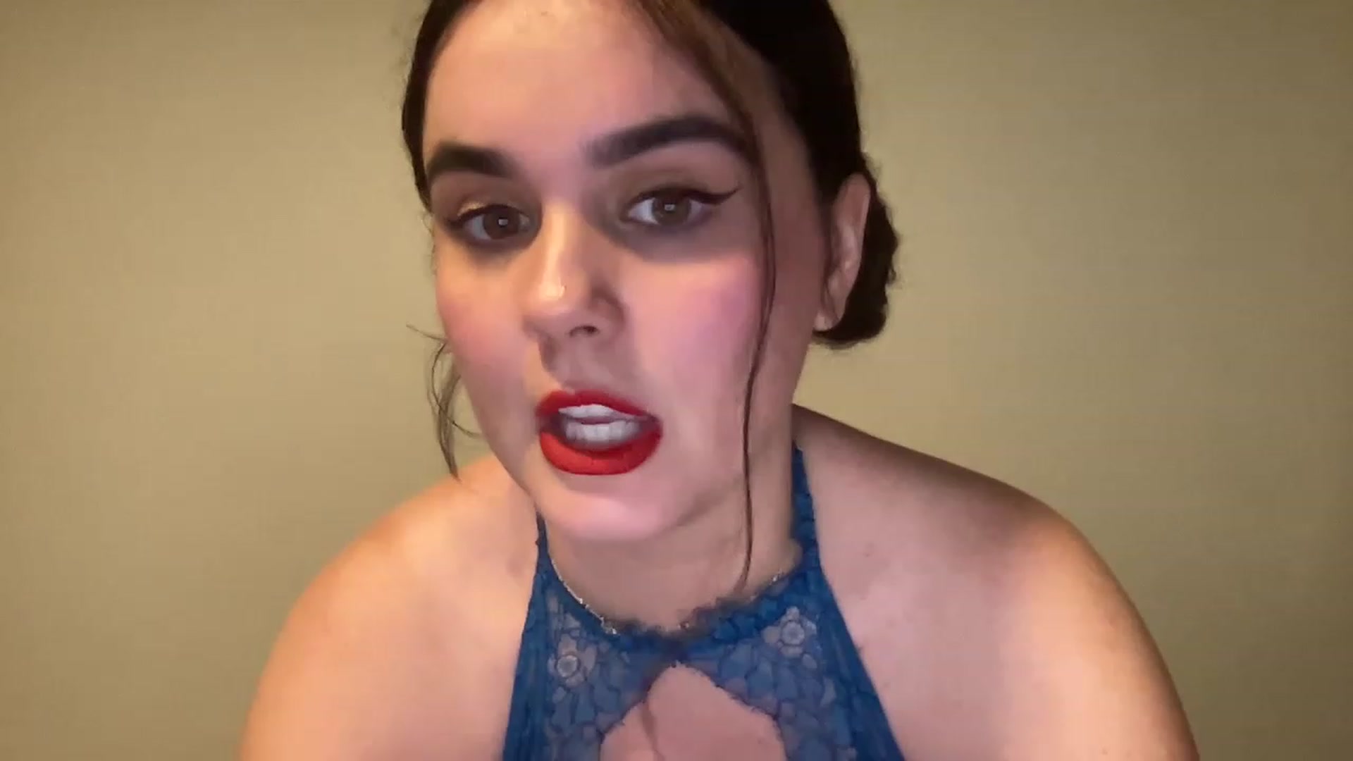 Gallery image thumbnail from Giaislovely's myfreecams stream on, 07/02/2023, 06:56 image 12 of 20