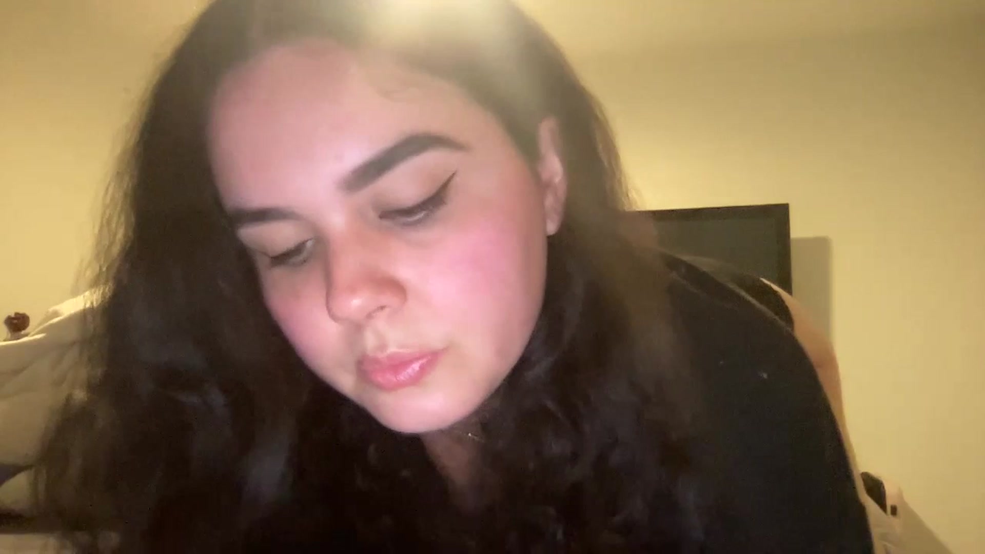 Gallery image thumbnail from Giaislovely's myfreecams stream on, 07/04/2023, 06:30 image 12 of 20