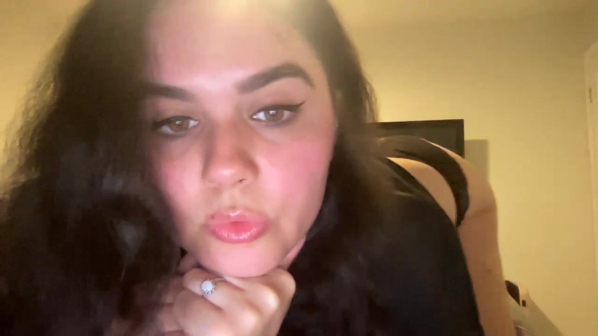 Gallery image thumbnail from Giaislovely's myfreecams stream on, 07/04/2023, 06:30 image 14 of 20