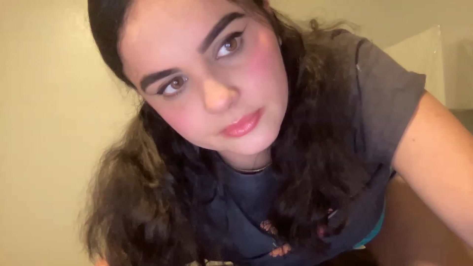 Gallery image thumbnail from Giaislovely's myfreecams stream on, 07/07/2023, 05:00 image 19 of 20