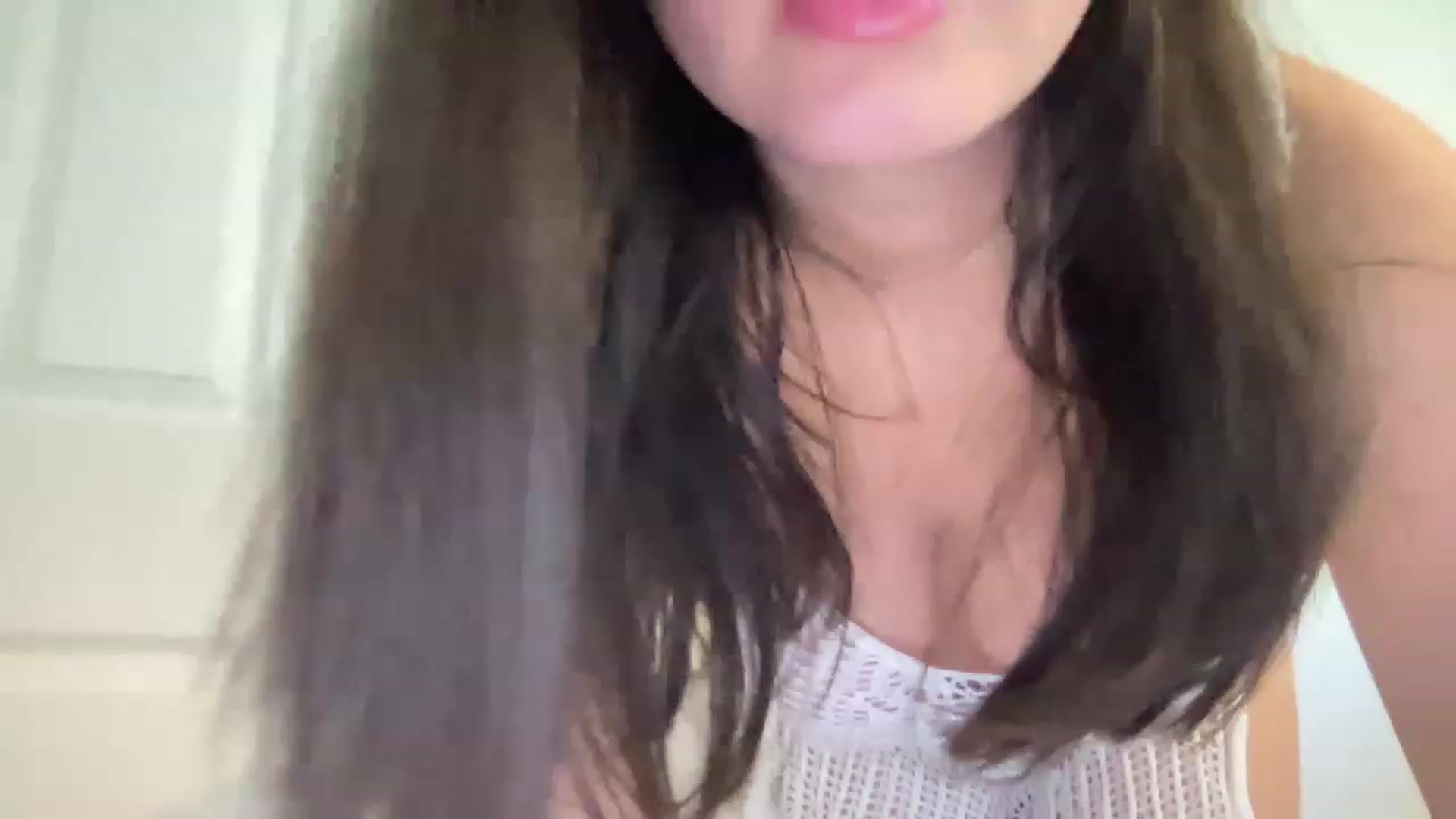Gallery image thumbnail from Giaislovely's myfreecams stream on, 07/31/2023, 22:42 image 11 of 20