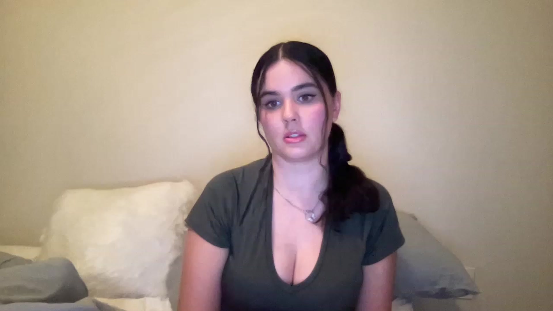 Gallery image thumbnail from Giaislovely's myfreecams stream on, 08/09/2023, 04:24 image 20 of 20