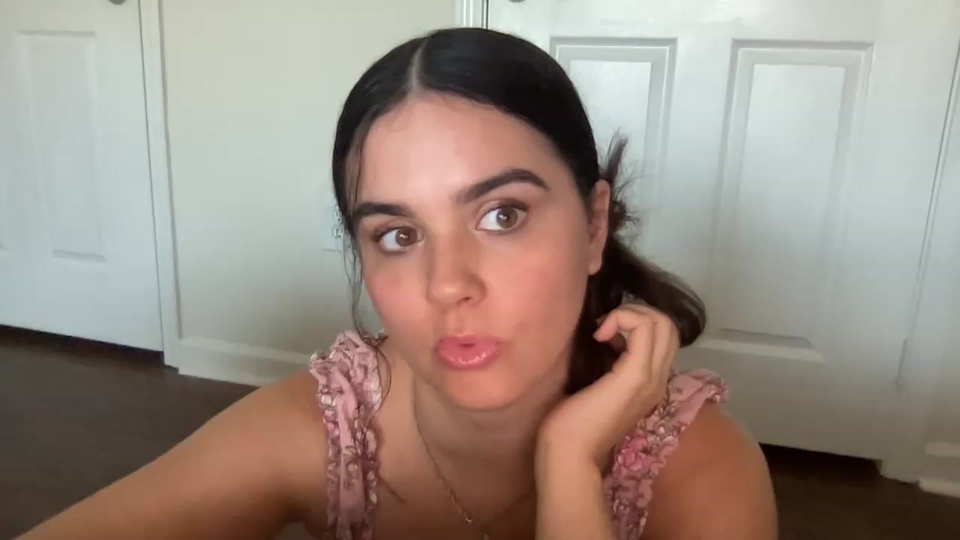 Gallery image thumbnail from Giaislovely's myfreecams stream on, 08/09/2023, 23:13 image 13 of 20
