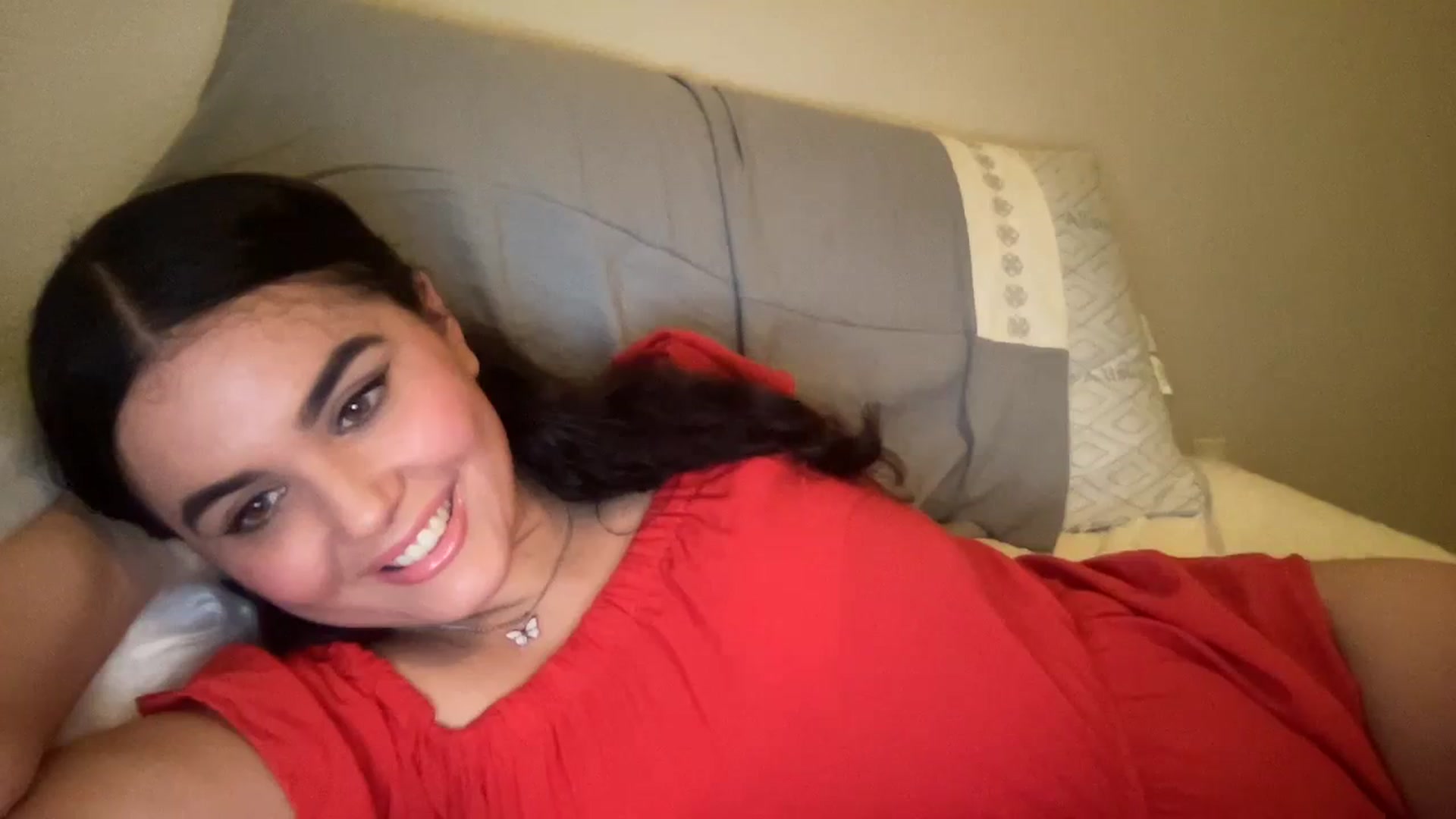 Gallery image thumbnail from Giaislovely's myfreecams stream on, 08/14/2023, 05:45 image 19 of 20