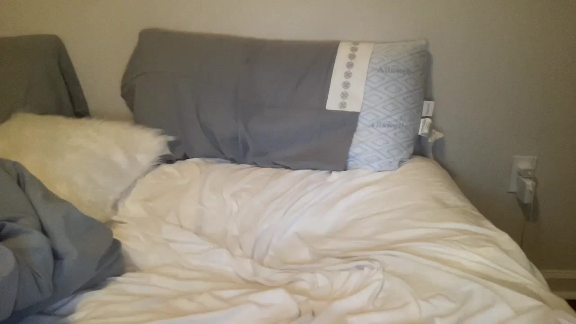 Gallery image thumbnail from Giaislovely's myfreecams stream on, 08/14/2023, 05:45 image 1 of 20