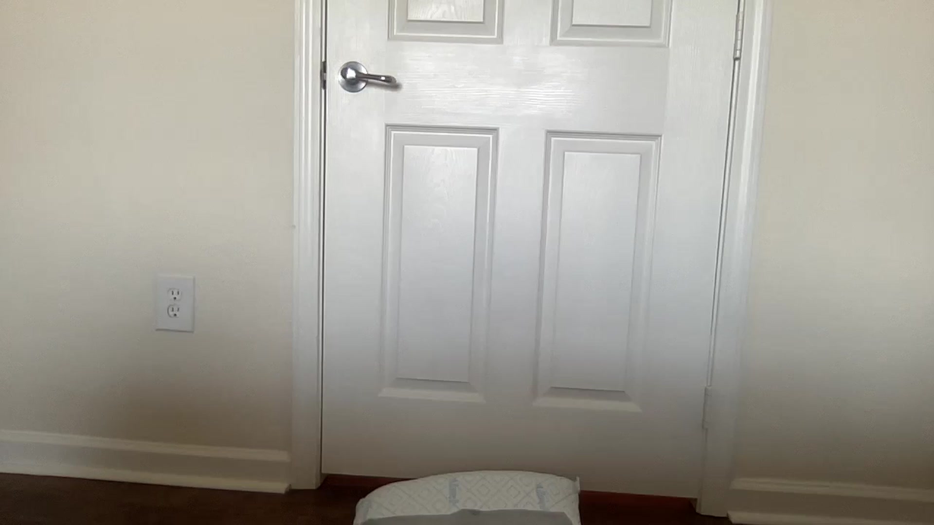 Gallery image thumbnail from Giaislovely's myfreecams stream on, 08/14/2023, 22:05 image 14 of 20