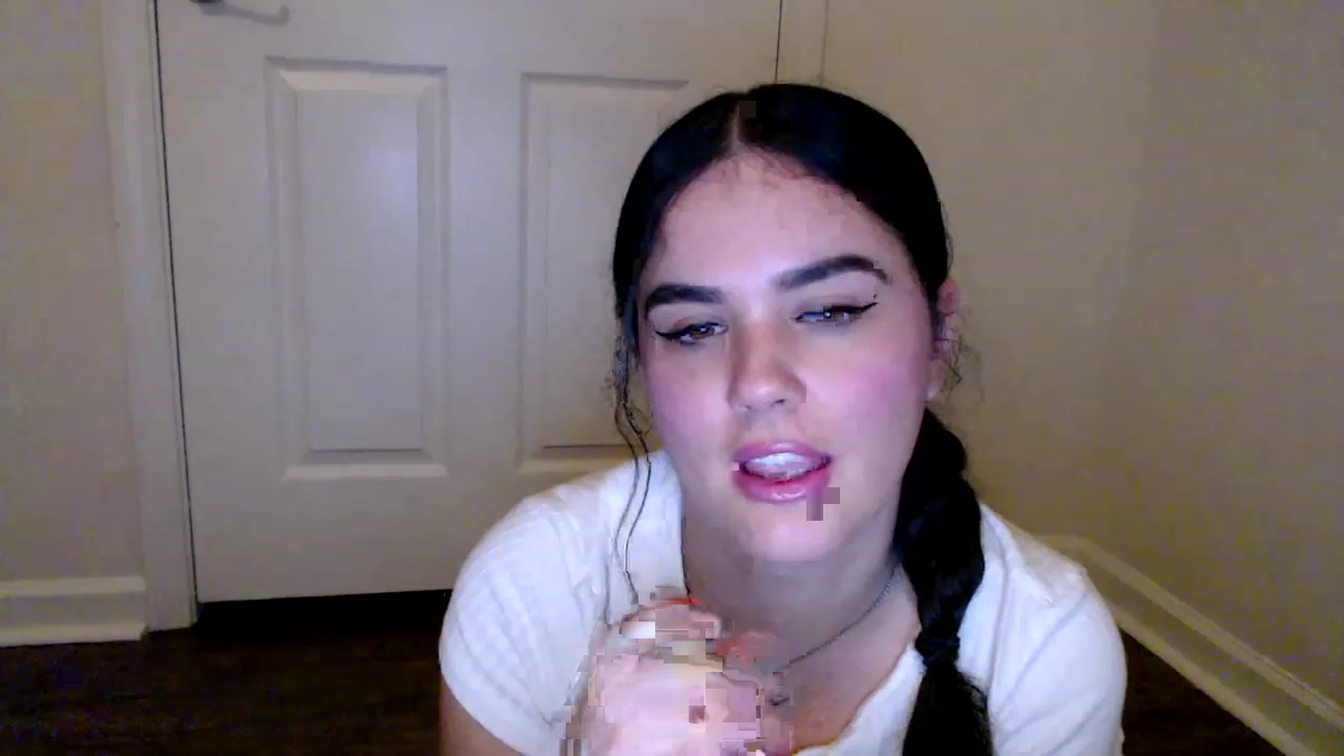 Gallery image thumbnail from Giaislovely's myfreecams stream on, 08/16/2023, 04:10 image 19 of 20