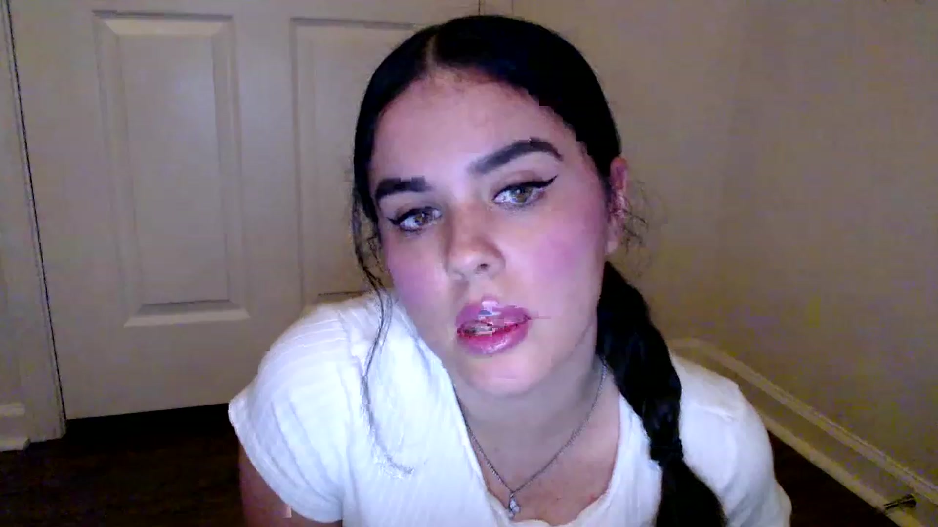 Gallery image thumbnail from Giaislovely's myfreecams stream on, 08/16/2023, 04:10 image 2 of 20