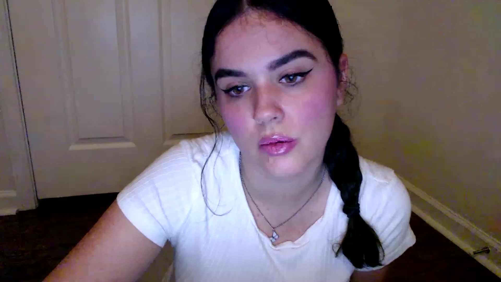 Gallery image thumbnail from Giaislovely's myfreecams stream on, 08/16/2023, 04:10 image 5 of 20