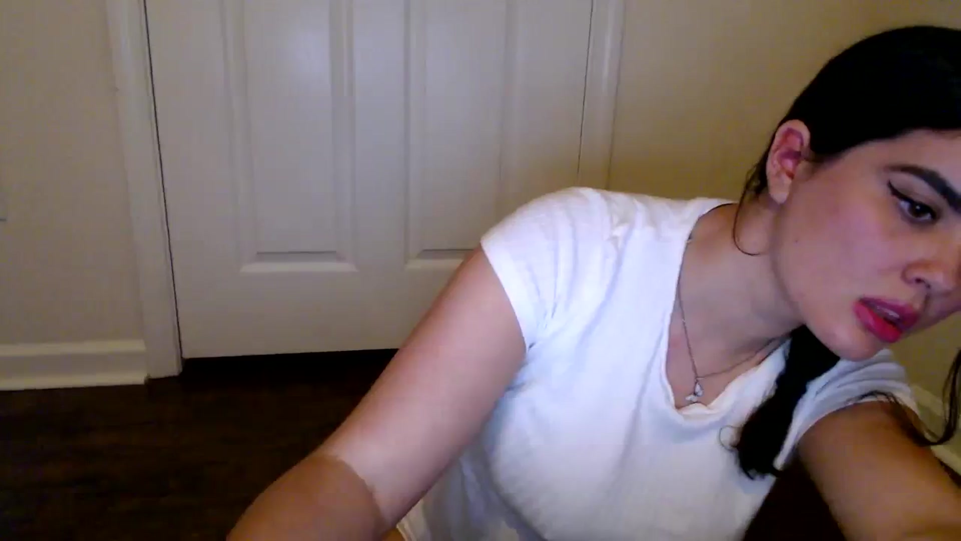 Gallery image thumbnail from Giaislovely's myfreecams stream on, 08/16/2023, 05:56 image 19 of 20