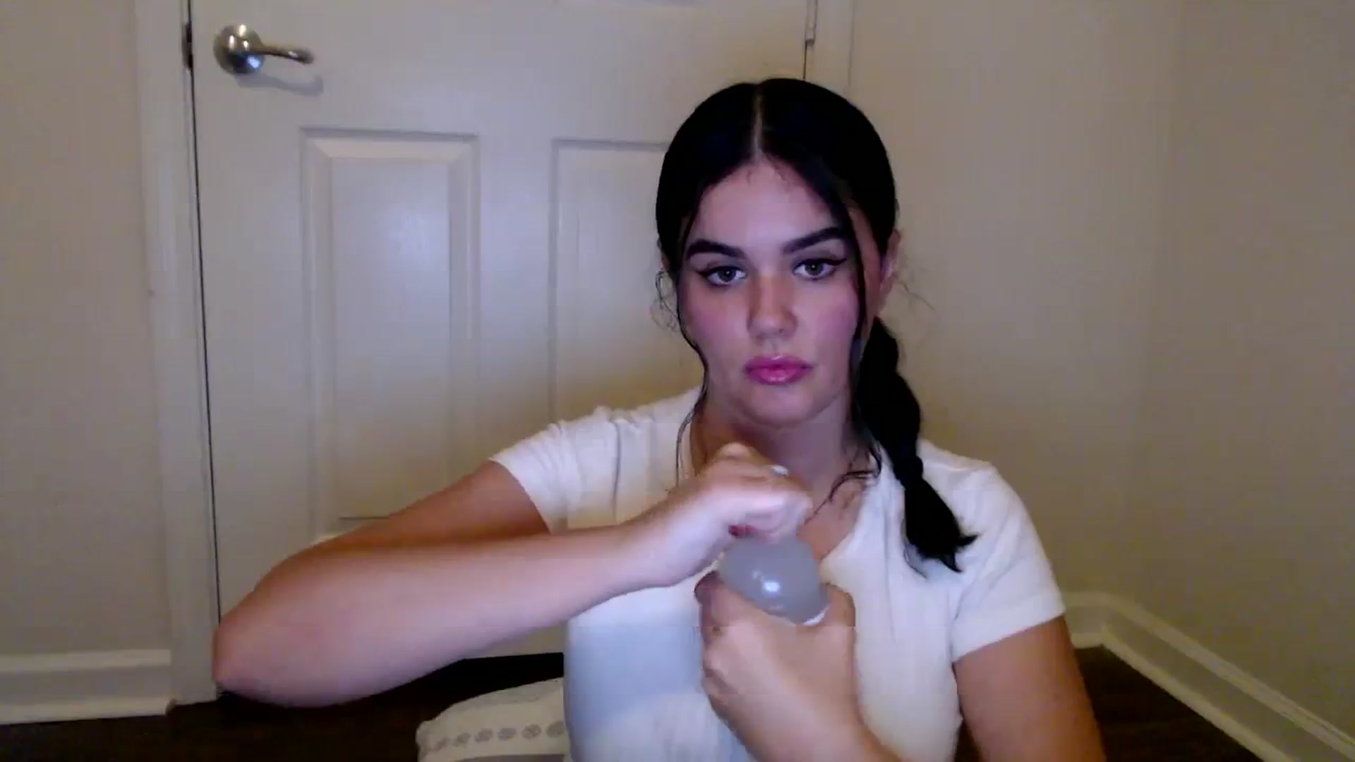 Gallery image thumbnail from Giaislovely's myfreecams stream on, 08/16/2023, 05:56 image 6 of 20