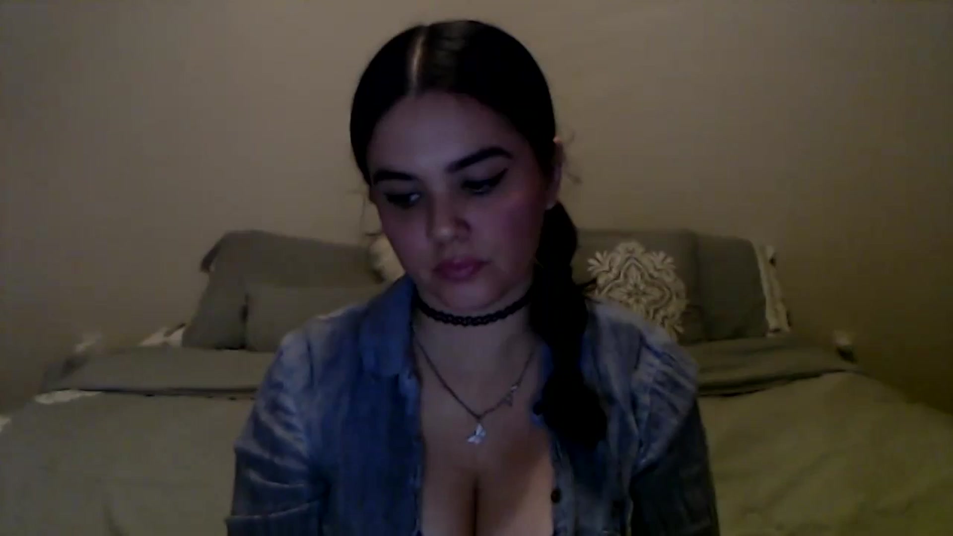 Gallery image thumbnail from Giaislovely's myfreecams stream on, 08/17/2023, 05:35 image 1 of 20