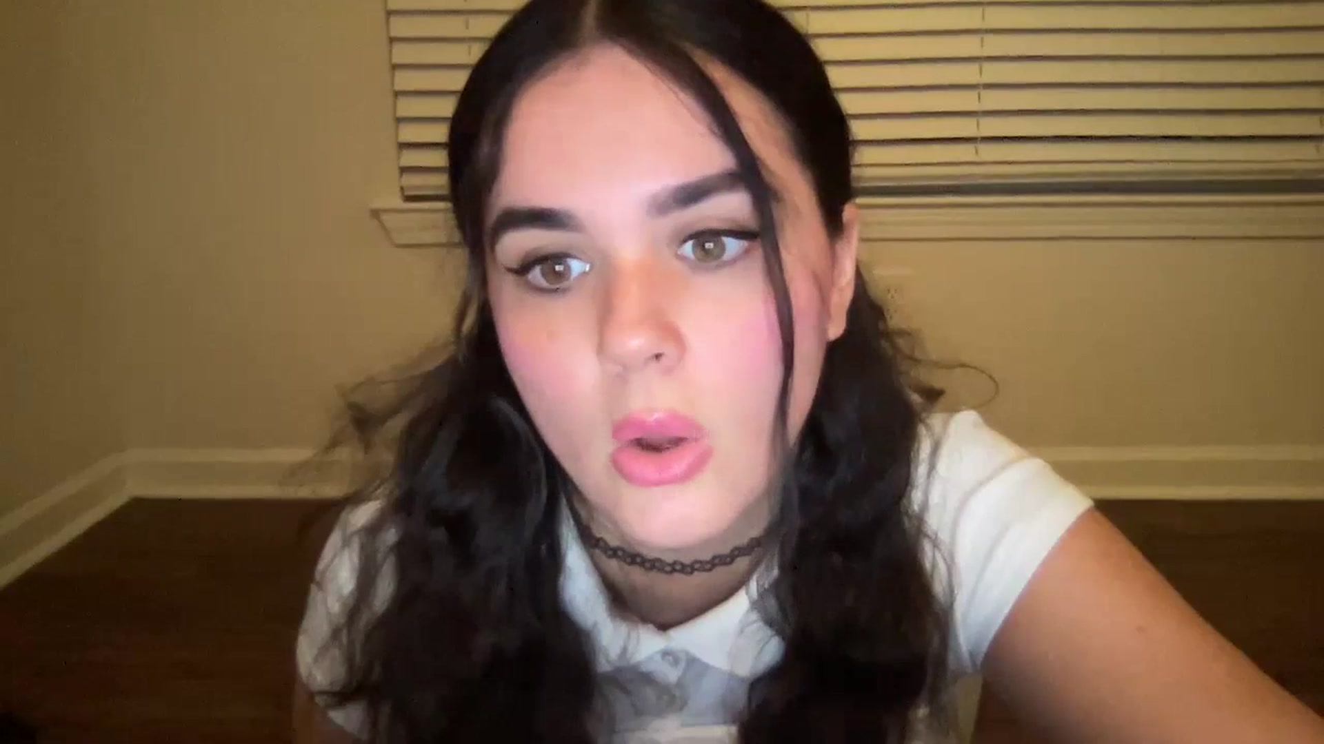 Gallery image thumbnail from Giaislovely's myfreecams stream on, 08/22/2023, 07:02 image 2 of 20
