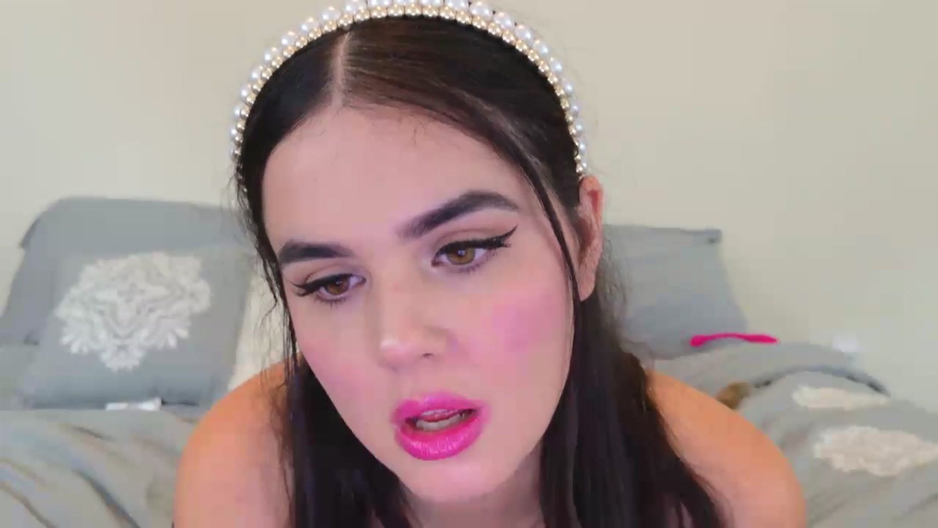 Gallery image thumbnail from Giaislovely's myfreecams stream on, 08/27/2023, 06:52 image 13 of 20