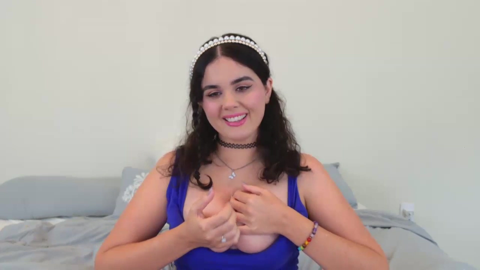 Gallery image thumbnail from Giaislovely's myfreecams stream on, 08/29/2023, 06:27 image 10 of 20