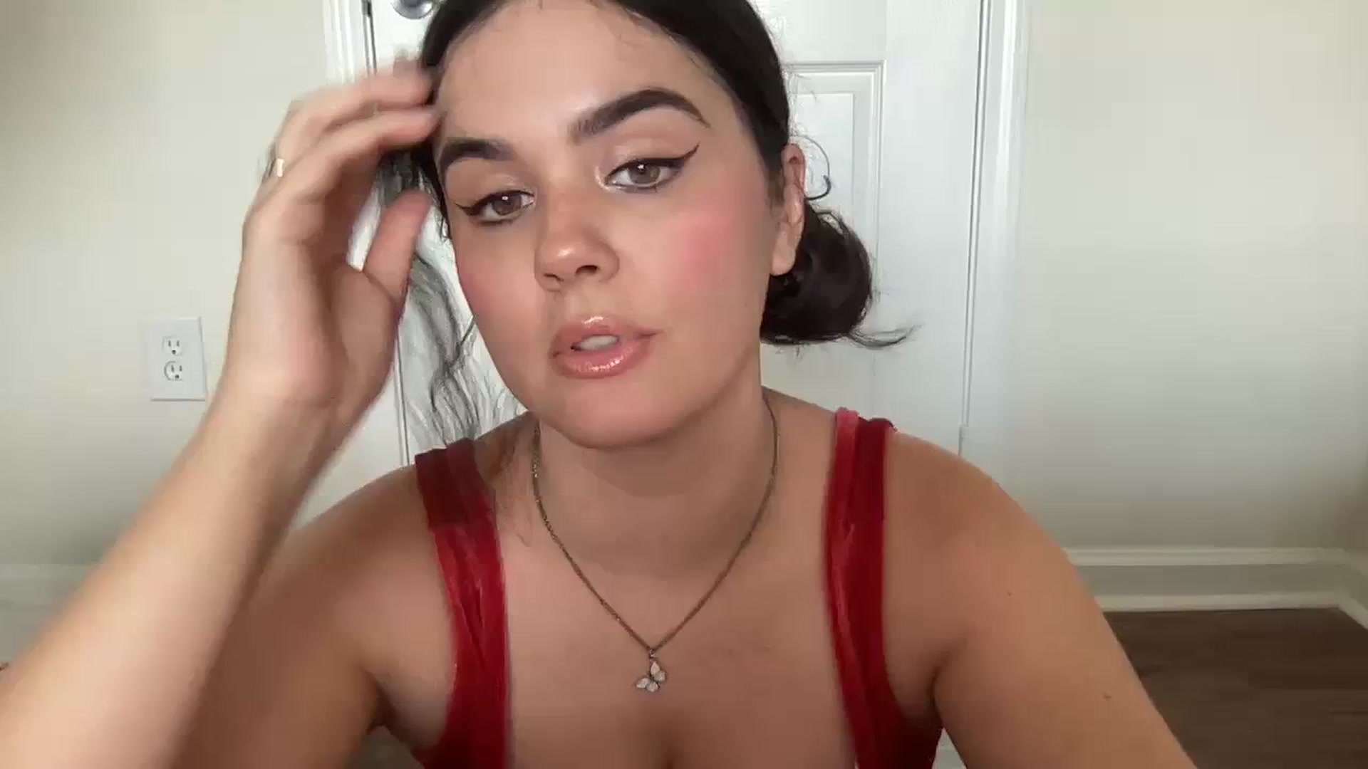 Gallery image thumbnail from Giaislovely's myfreecams stream on, 08/29/2023, 20:35 image 18 of 20