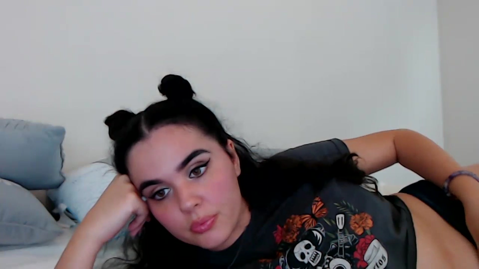 Gallery image thumbnail from Giaislovely's myfreecams stream on, 08/30/2023, 05:35 image 14 of 20