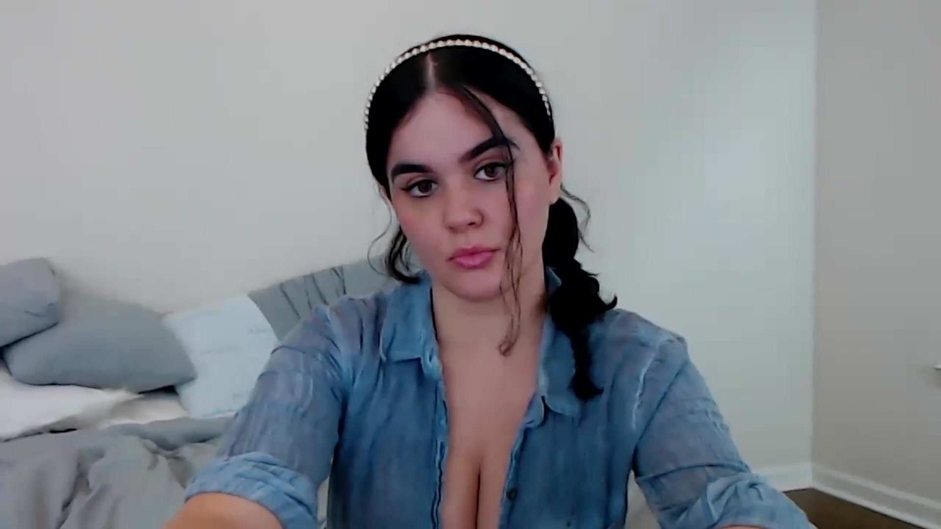 Gallery image thumbnail from Giaislovely's myfreecams stream on, 09/05/2023, 06:03 image 14 of 20
