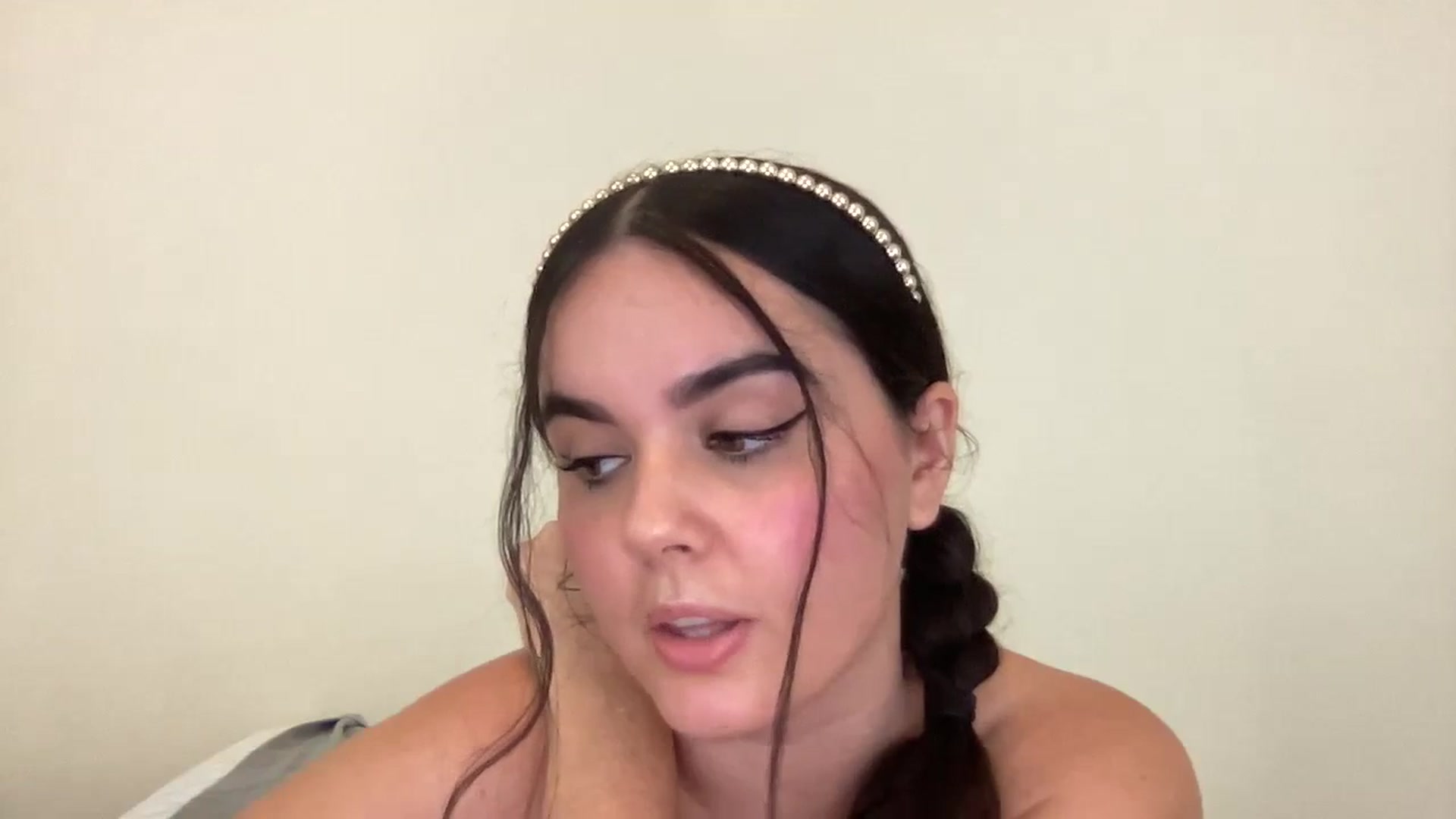 Gallery image thumbnail from Giaislovely's myfreecams stream on, 09/15/2023, 08:00 image 16 of 20
