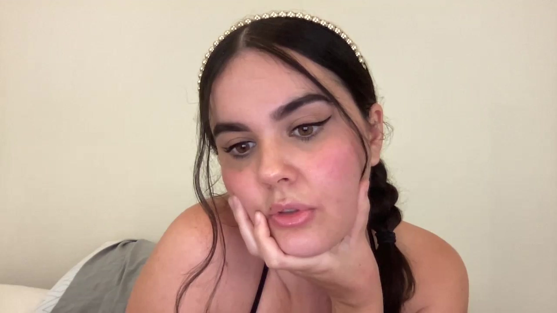 Gallery image thumbnail from Giaislovely's myfreecams stream on, 09/15/2023, 08:00 image 4 of 20