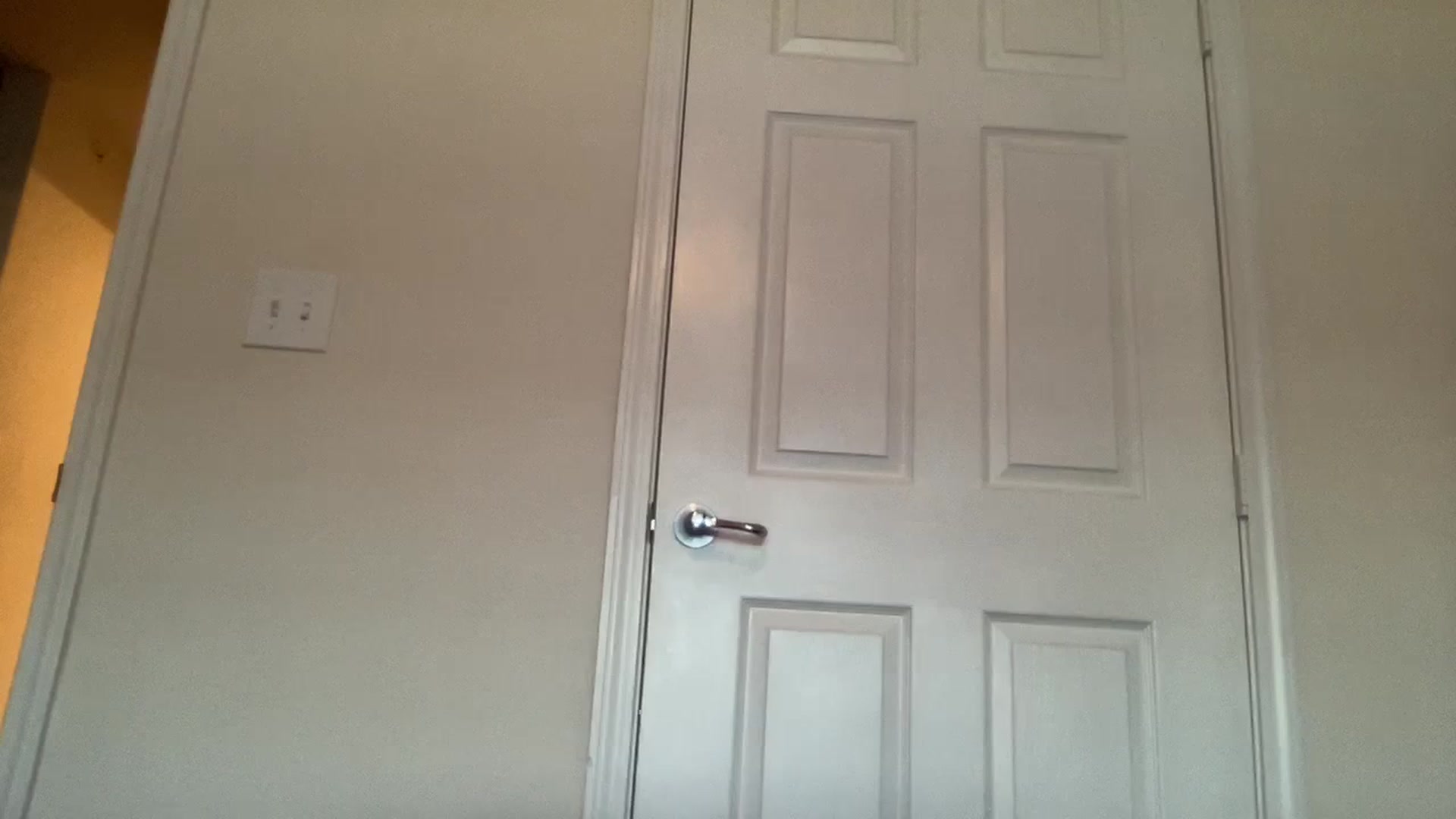 Gallery image thumbnail from Giaislovely's myfreecams stream on, 10/17/2023, 24:03 image 10 of 20
