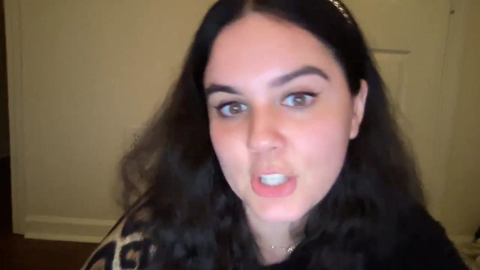 Gallery image thumbnail from Giaislovely's myfreecams stream on, 10/17/2023, 24:35 image 2 of 20