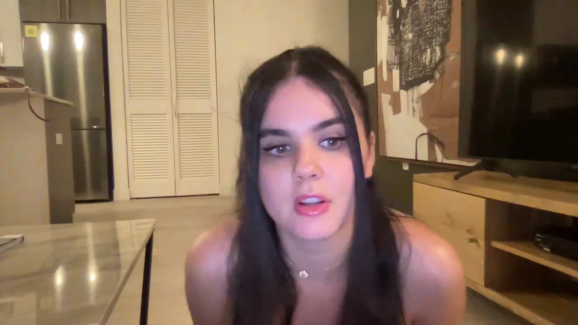 Gallery image thumbnail from Giaislovely's myfreecams stream on, 10/25/2023, 07:11 image 6 of 20