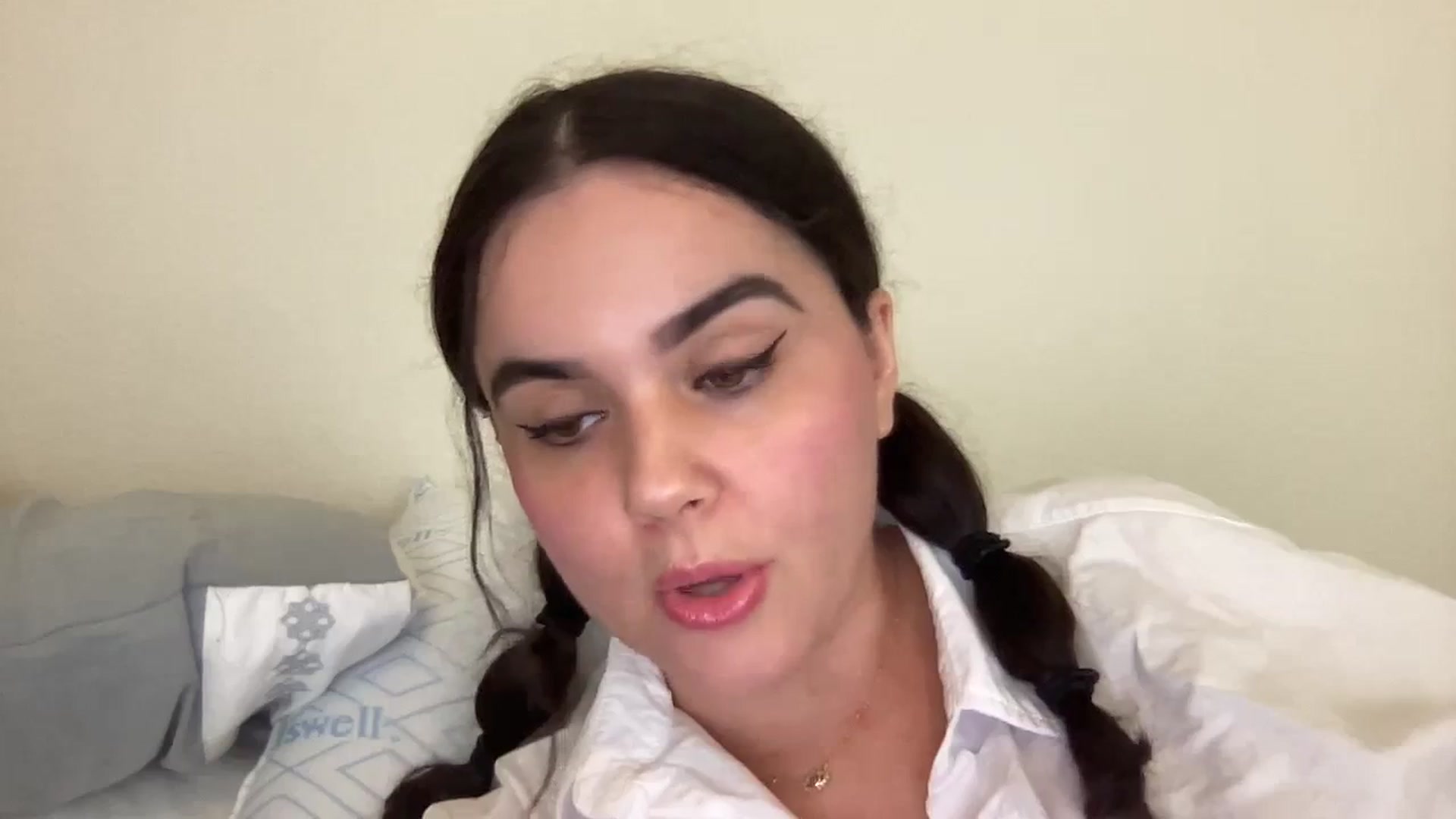 Gallery image thumbnail from Giaislovely's myfreecams stream on, 10/31/2023, 07:10 image 15 of 20
