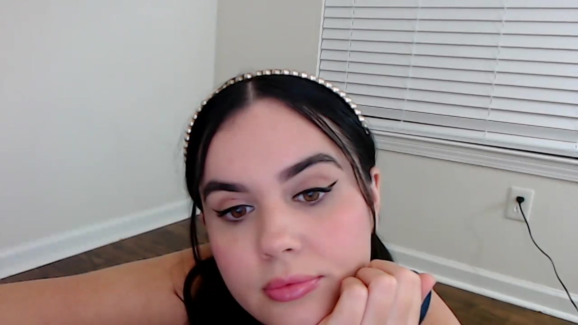 Gallery image thumbnail from Giaislovely's myfreecams stream on, 11/07/2023, 01:49 image 2 of 20