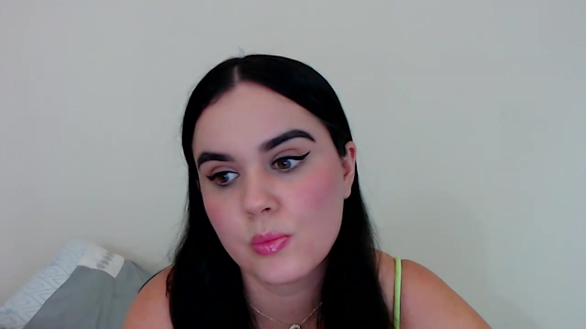 Gallery image thumbnail from Giaislovely's myfreecams stream on, 11/07/2023, 07:05 image 10 of 20