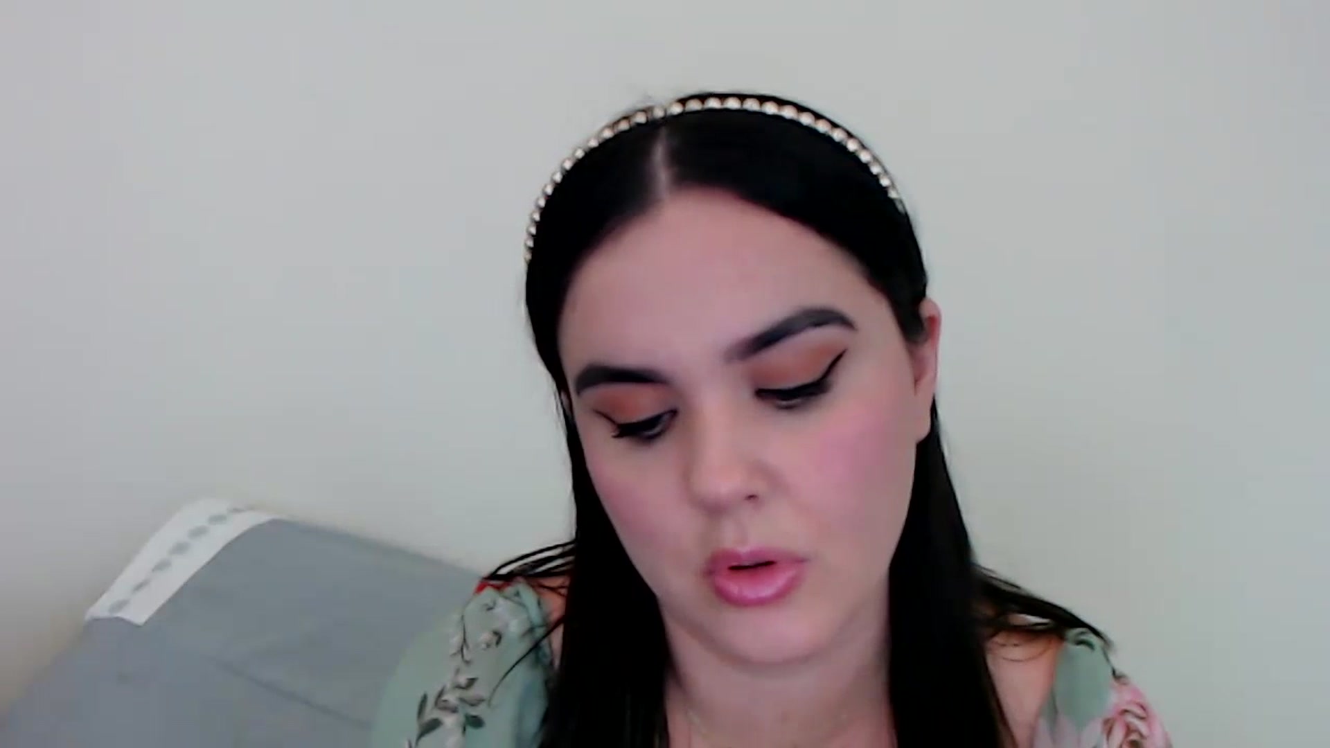 Gallery image thumbnail from Giaislovely's myfreecams stream on, 11/08/2023, 07:25 image 17 of 20