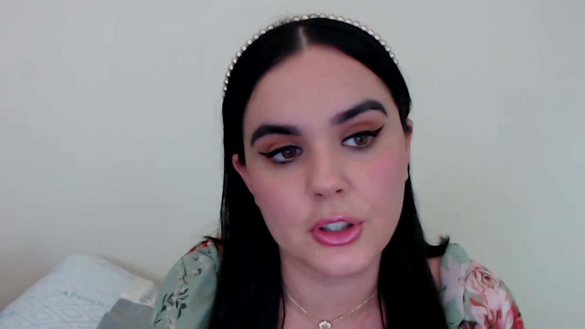 Gallery image thumbnail from Giaislovely's myfreecams stream on, 11/08/2023, 07:25 image 12 of 20