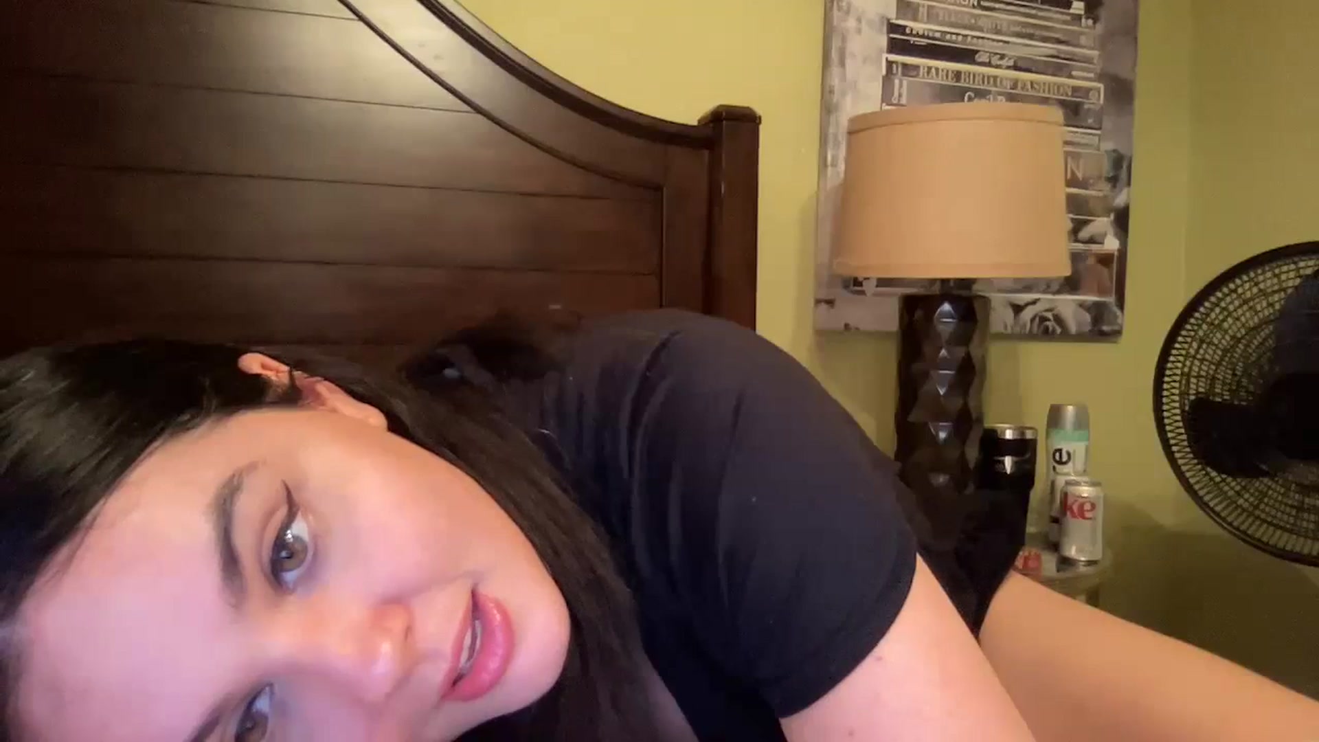 Gallery image thumbnail from Giaislovely's myfreecams stream on, 11/20/2023, 07:27 image 14 of 20