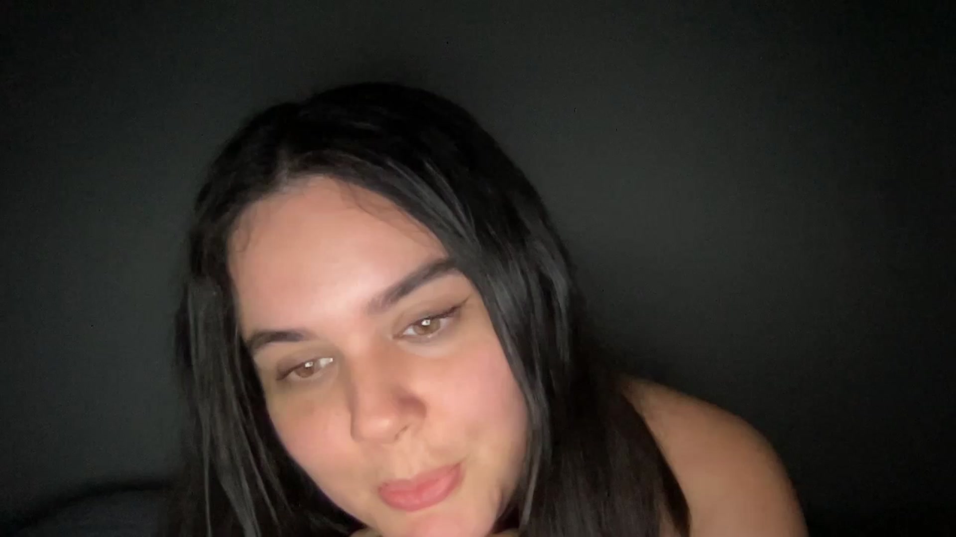 Gallery image thumbnail from Giaislovely's myfreecams stream on, 12/05/2023, 10:20 image 10 of 20