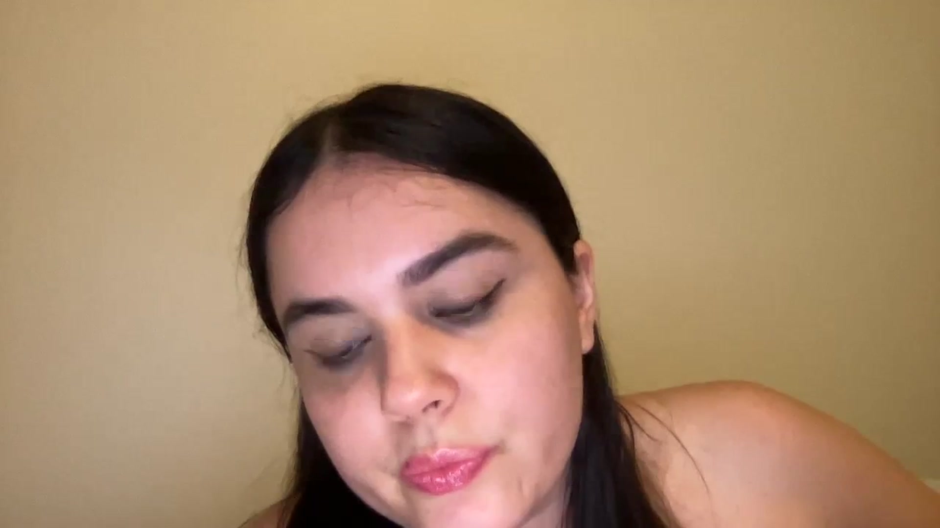Gallery image thumbnail from Giaislovely's myfreecams stream on, 12/07/2023, 08:04 image 13 of 20