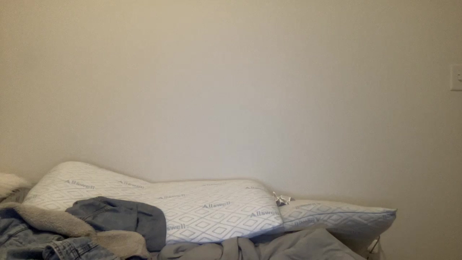 Gallery image thumbnail from Giaislovely's myfreecams stream on, 12/08/2023, 09:13 image 8 of 20