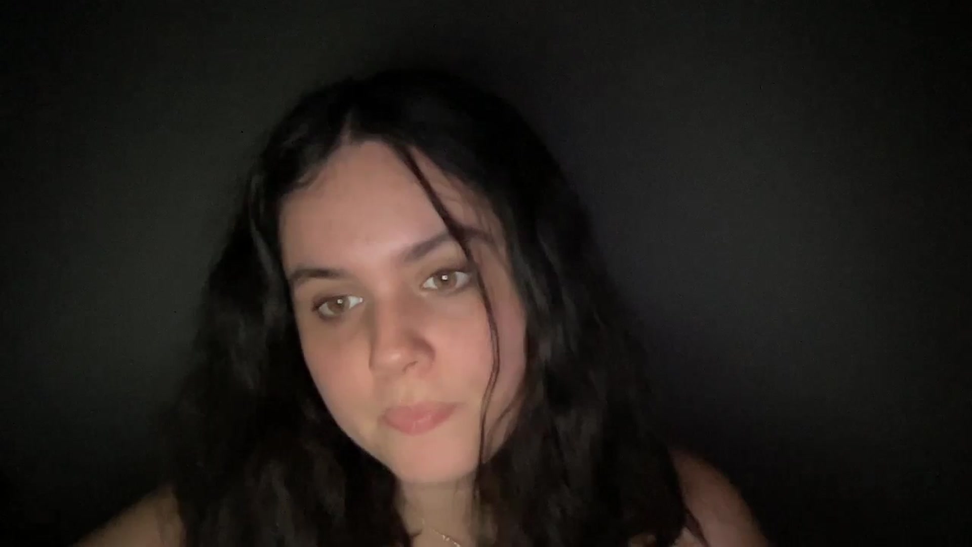Gallery image thumbnail from Giaislovely's myfreecams stream on, 12/12/2023, 08:20 image 16 of 20