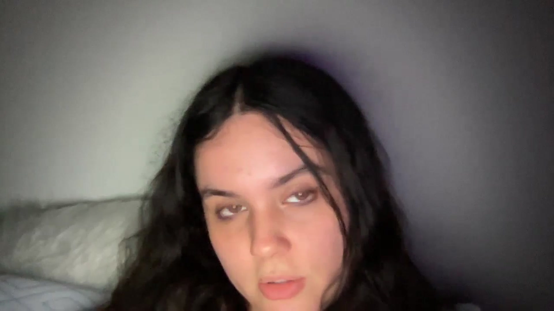 Gallery image thumbnail from Giaislovely's myfreecams stream on, 12/12/2023, 08:20 image 13 of 20