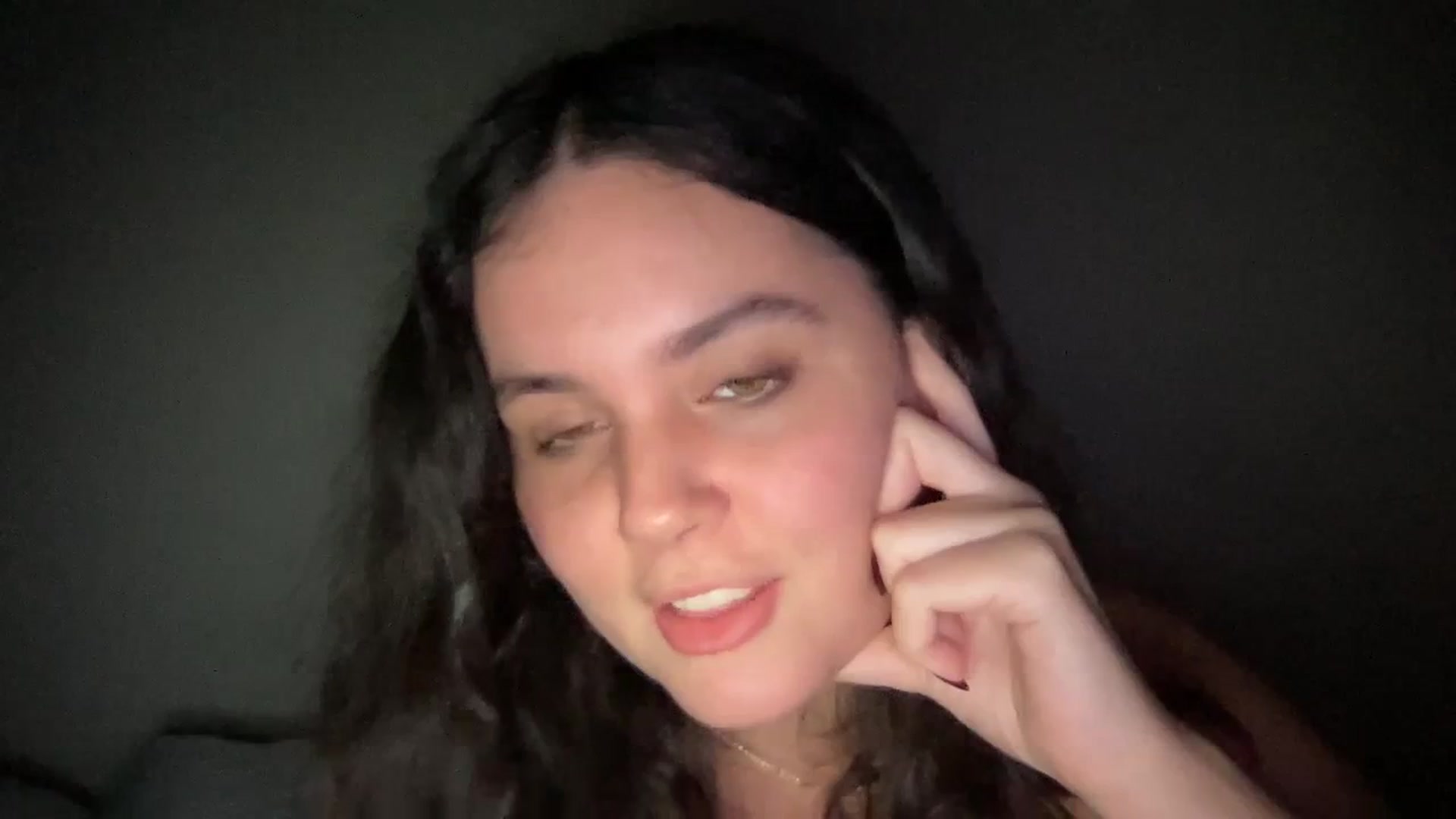 Gallery image thumbnail from Giaislovely's myfreecams stream on, 12/12/2023, 08:20 image 6 of 20