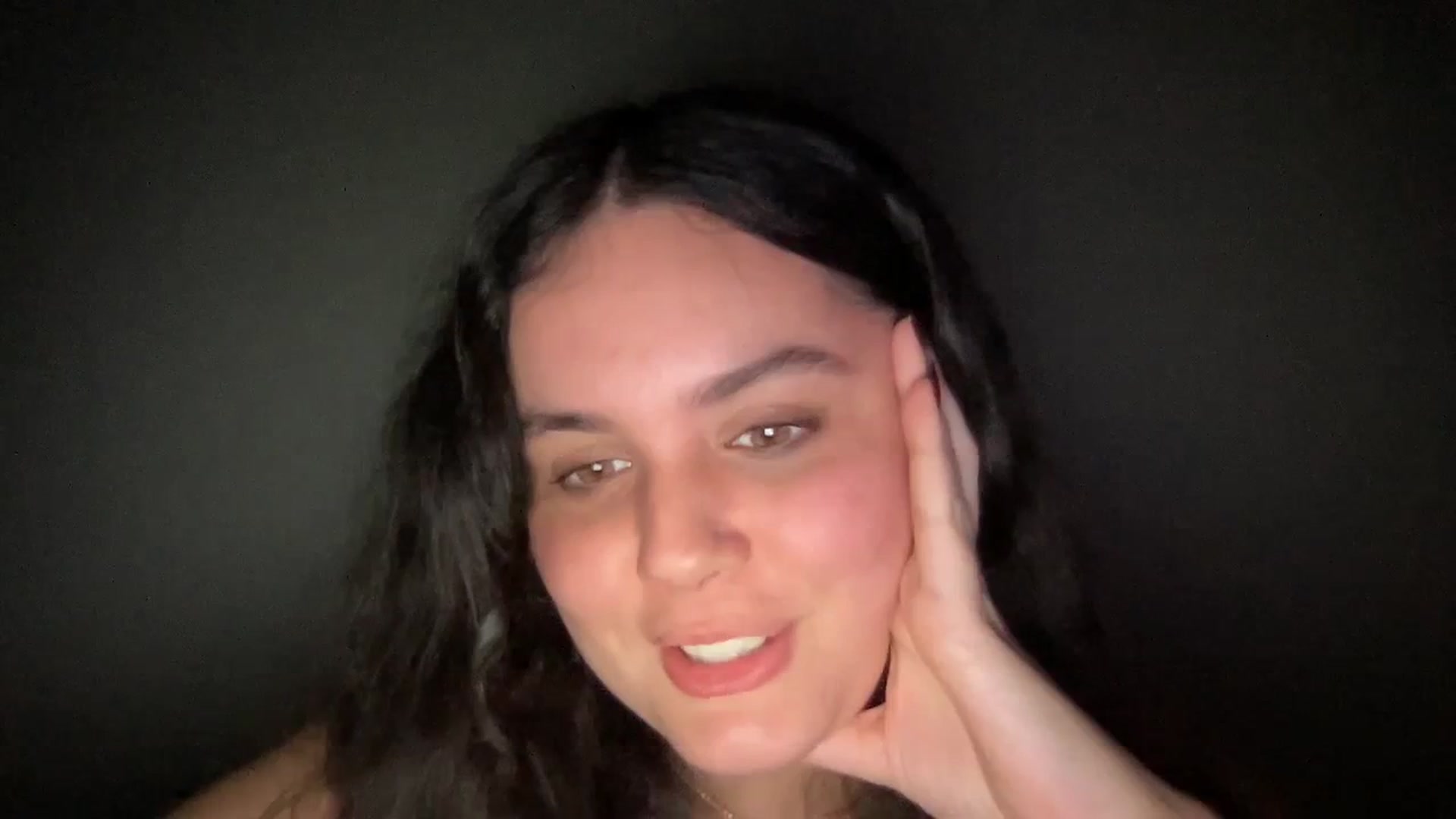 Gallery image thumbnail from Giaislovely's myfreecams stream on, 12/12/2023, 08:20 image 7 of 20
