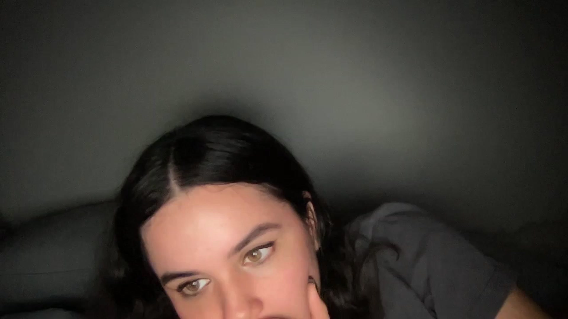 Gallery image thumbnail from Giaislovely's myfreecams stream on, 12/14/2023, 08:12 image 14 of 20