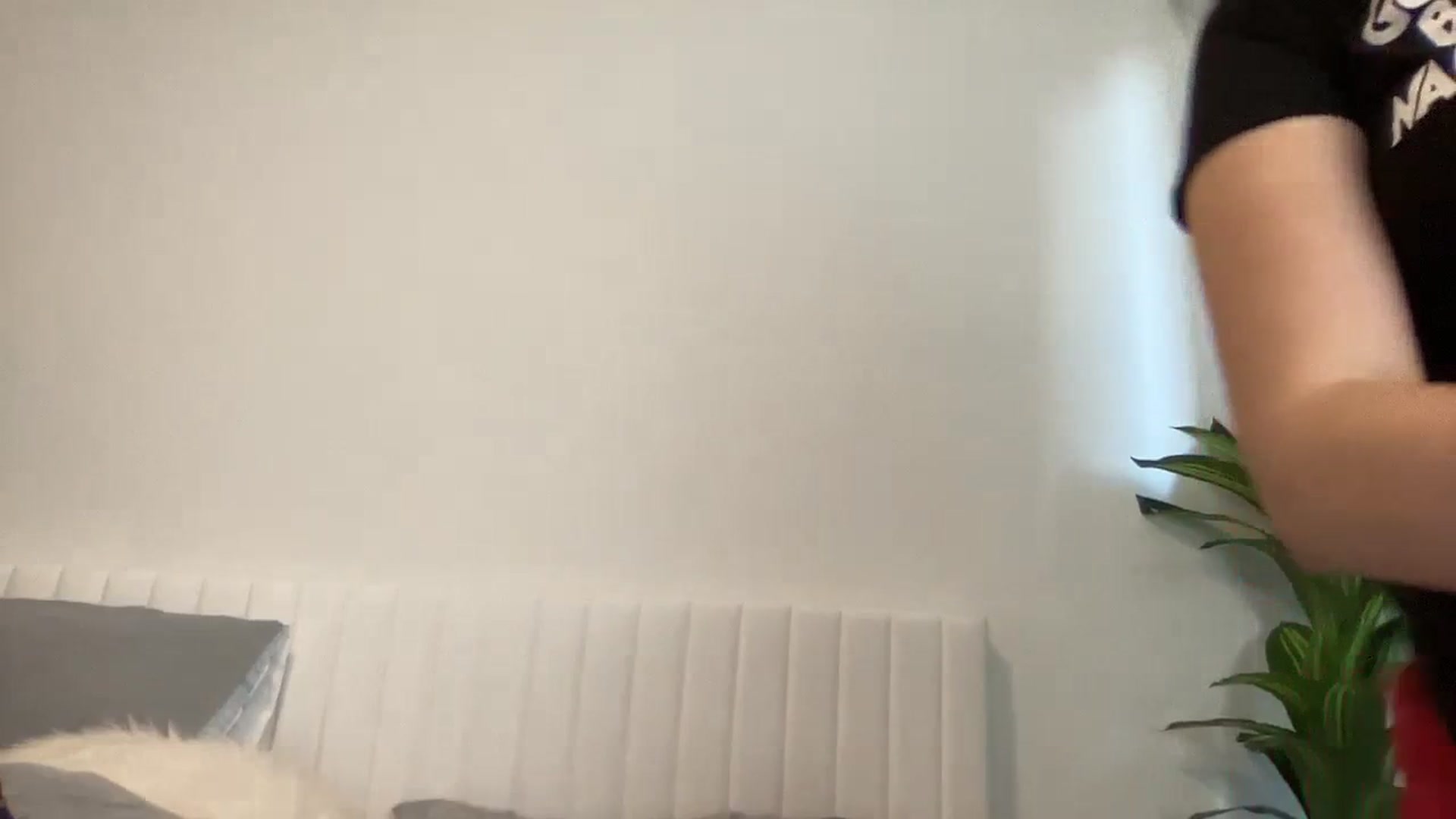 Gallery image thumbnail from Giaislovely's myfreecams stream on, 12/24/2023, 18:04 image 10 of 20