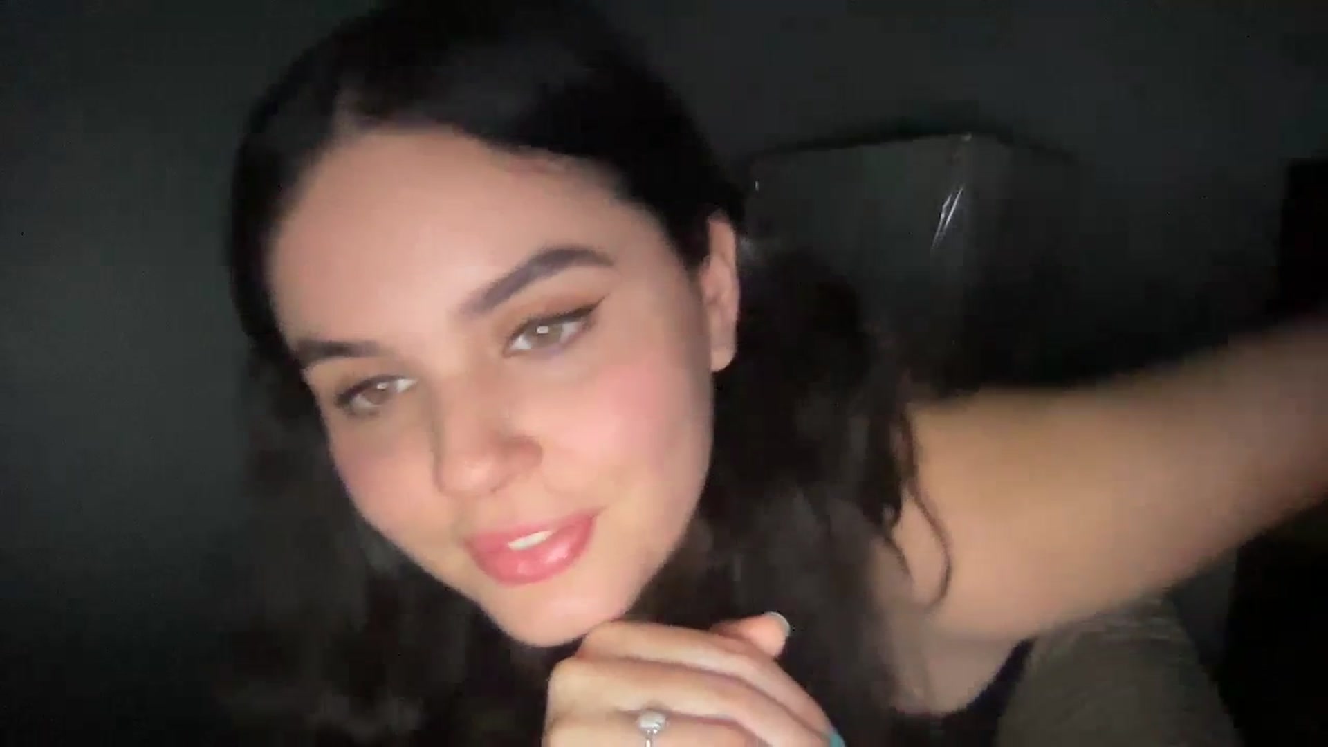 Gallery image thumbnail from Giaislovely's myfreecams stream on, 12/29/2023, 09:02 image 15 of 20