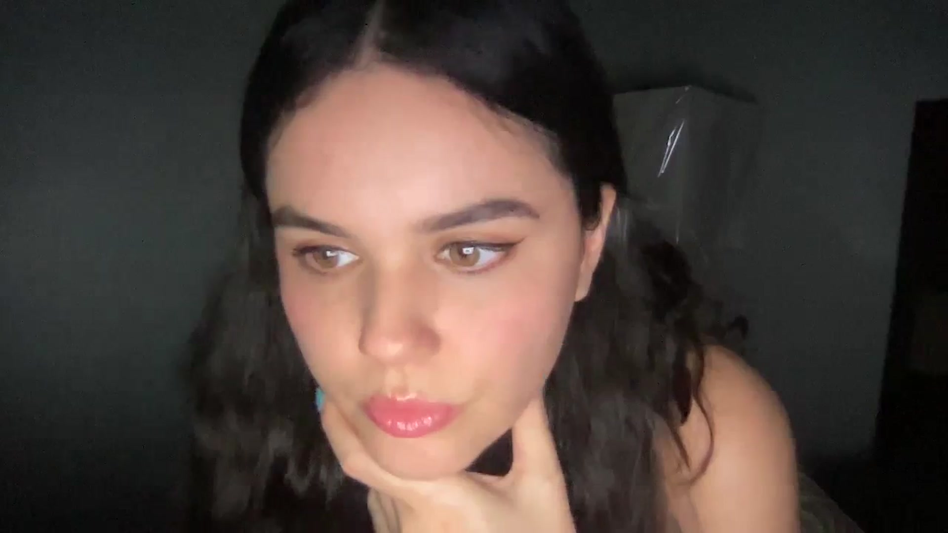 Gallery image thumbnail from Giaislovely's myfreecams stream on, 12/29/2023, 09:02 image 10 of 20
