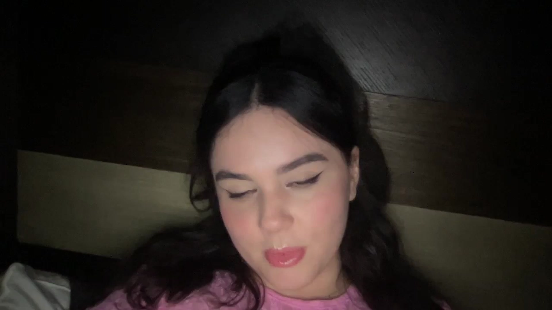 Gallery image thumbnail from Giaislovely's myfreecams stream on, 01/03/2024, 10:03 image 4 of 20