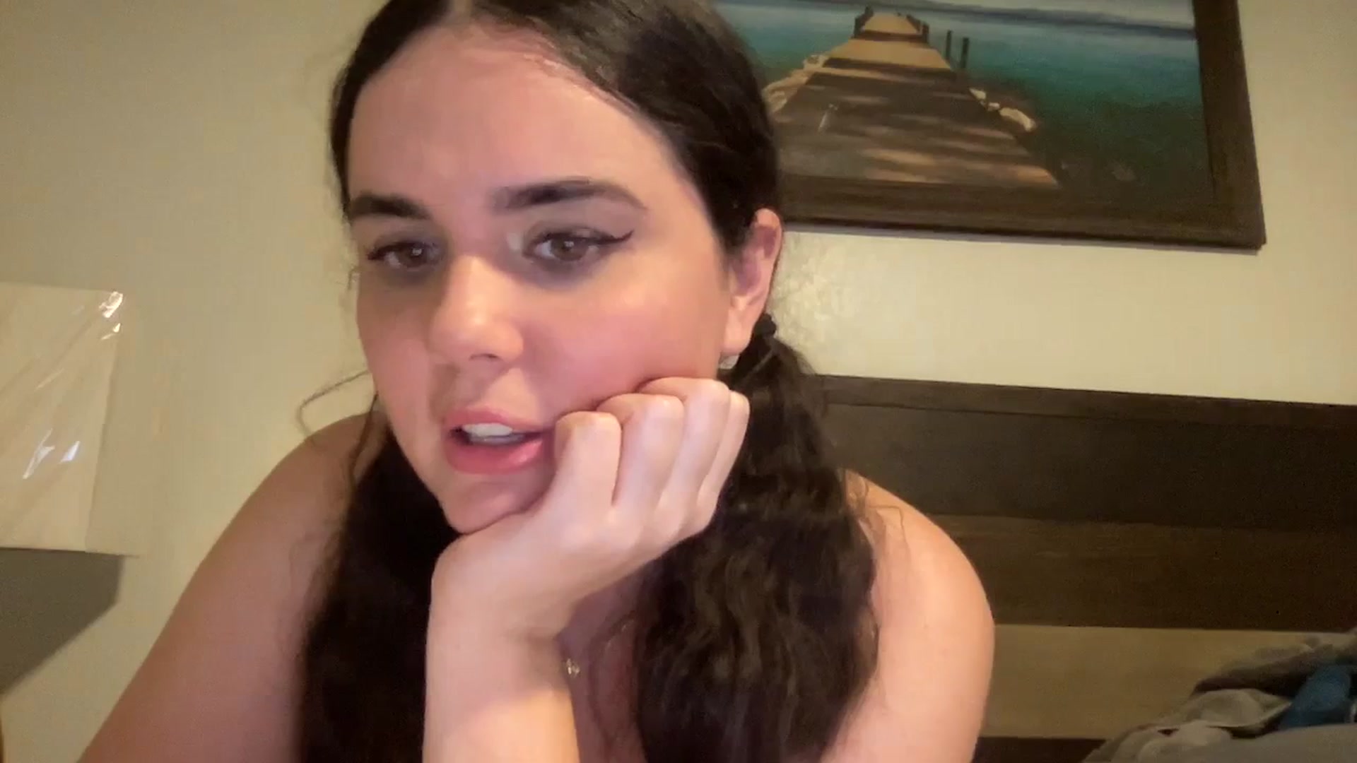 Gallery image thumbnail from Giaislovely's myfreecams stream on, 01/09/2024, 08:15 image 5 of 20