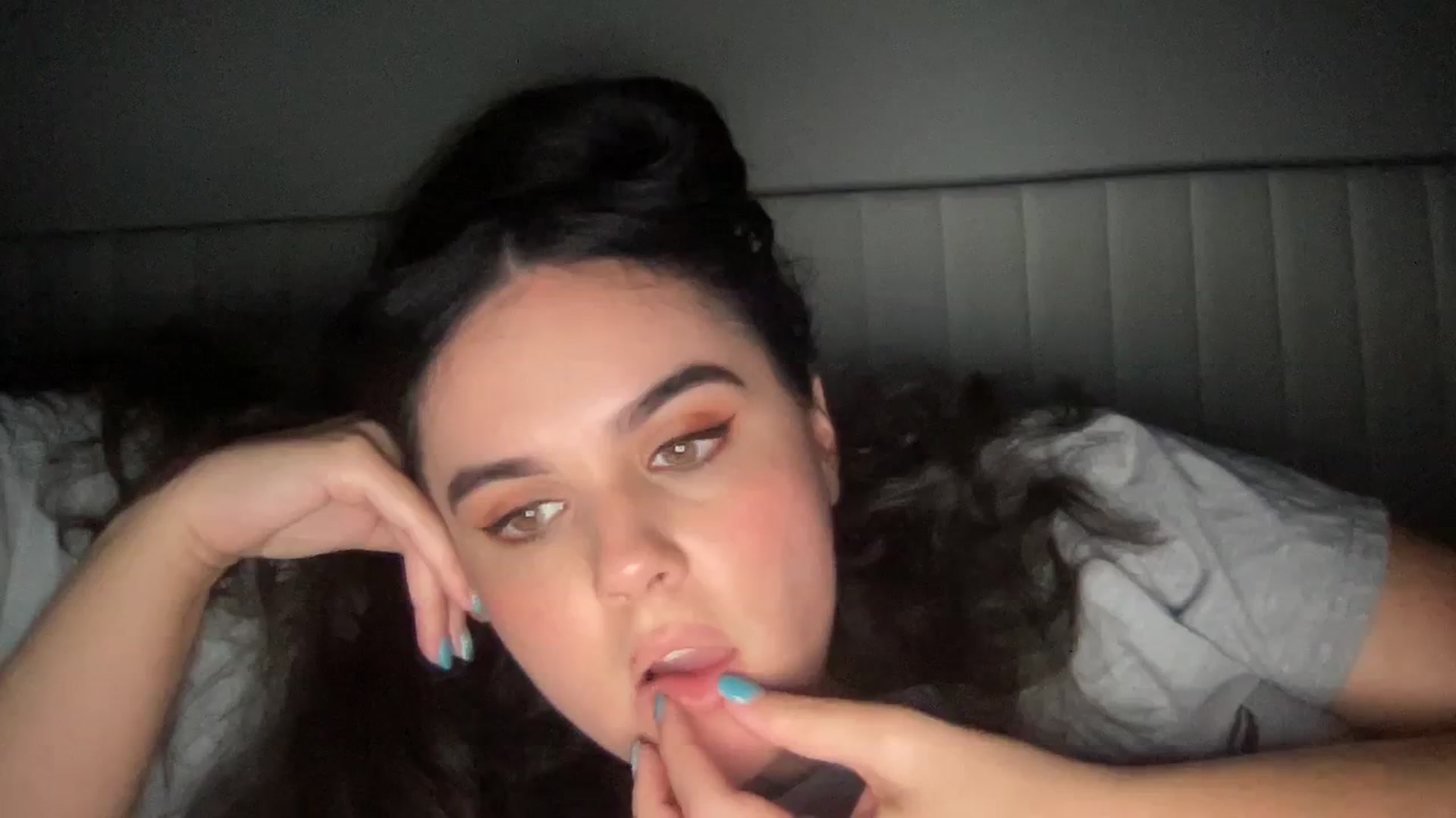 Gallery image thumbnail from Giaislovely's myfreecams stream on, 01/11/2024, 10:18 image 18 of 20