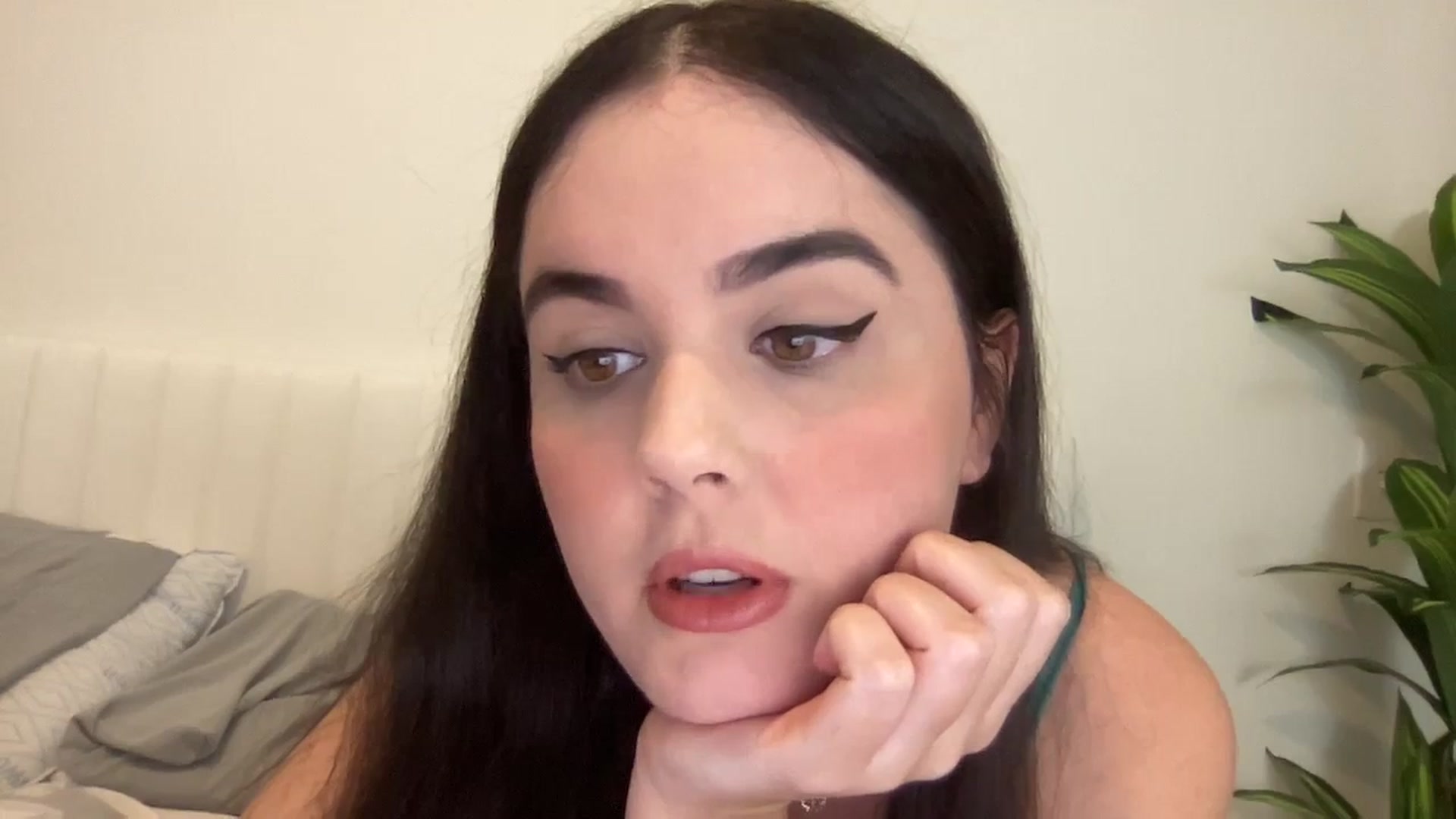 Gallery image thumbnail from Giaislovely's myfreecams stream on, 01/15/2024, 08:45 image 14 of 20